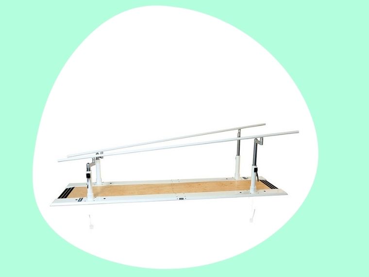 Séance d'entraînement thérapeutique bar parawalk® 3 m