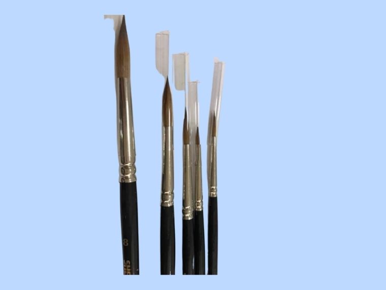 Pinceau de restauration et de laboratoire dentaire