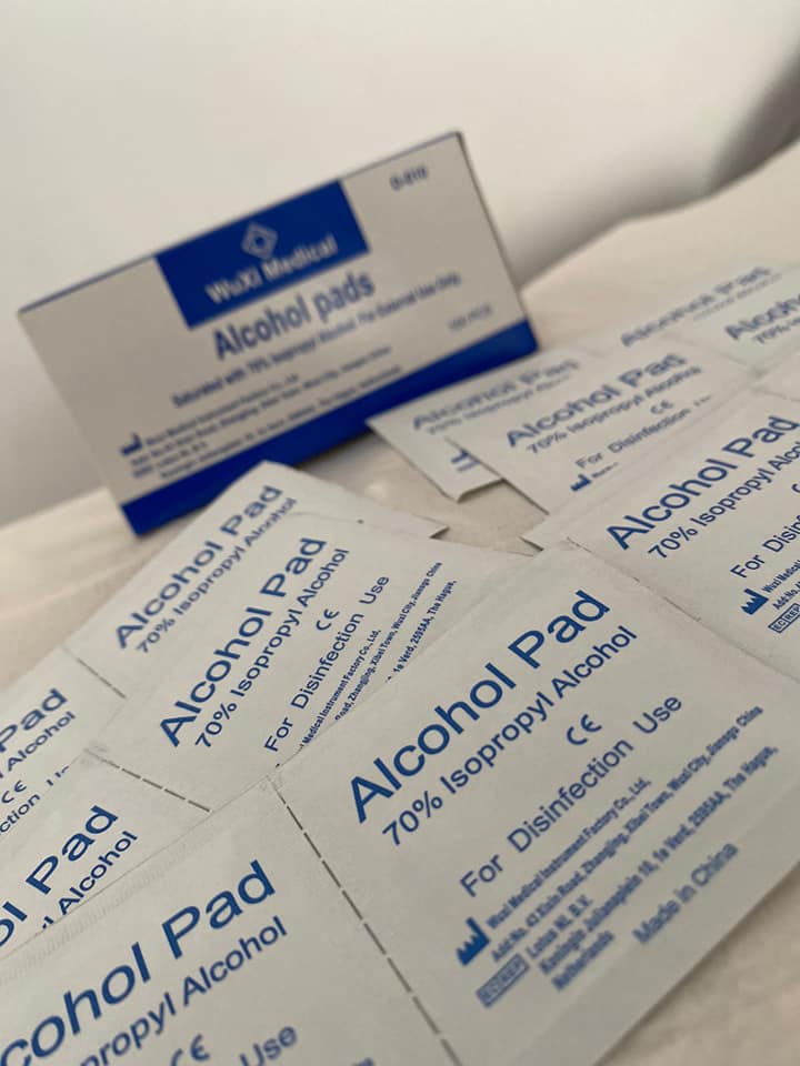 ALCOHOL PADS / SWAB ALCOHOL